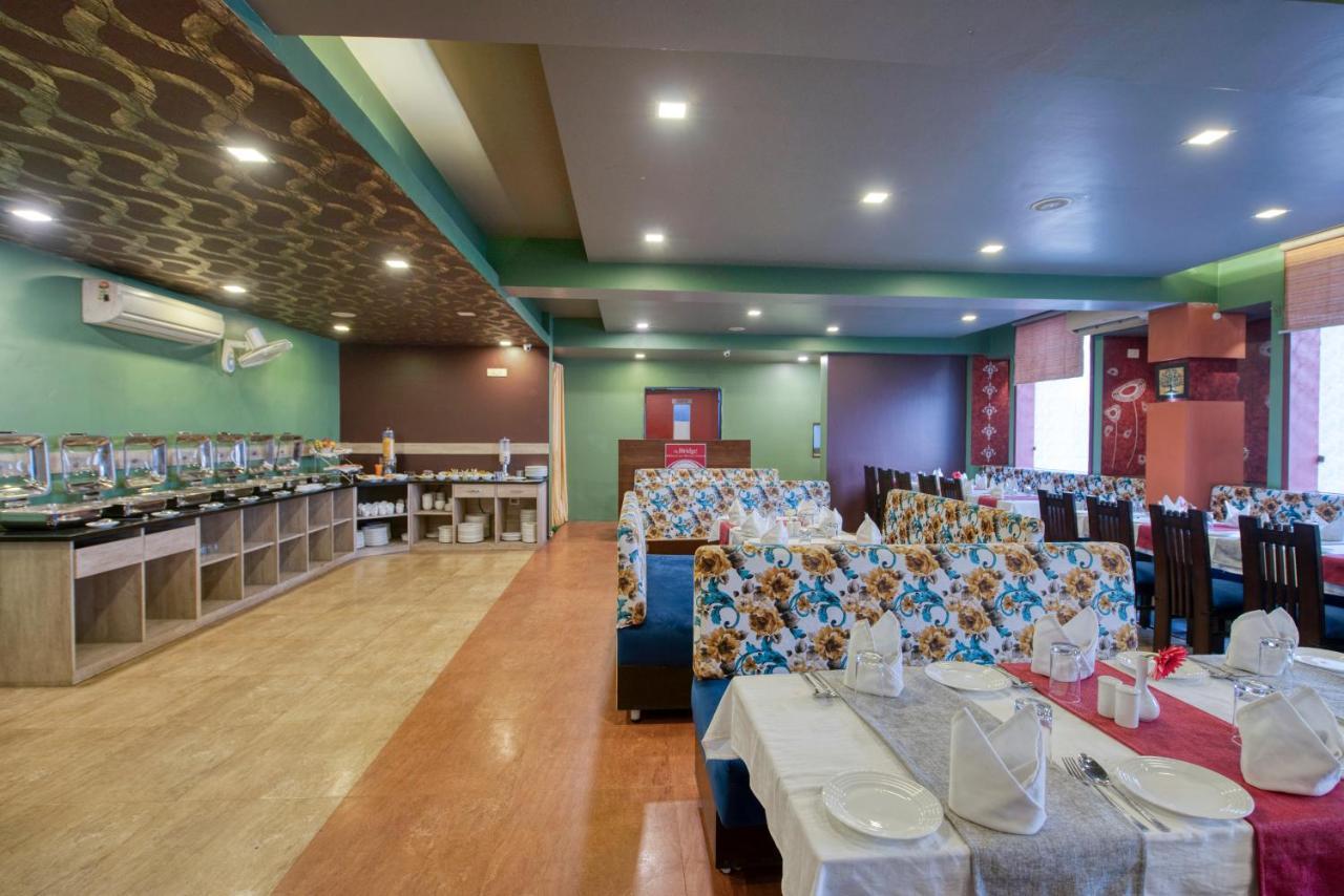 Om Clarks Inn Raebareli Εξωτερικό φωτογραφία